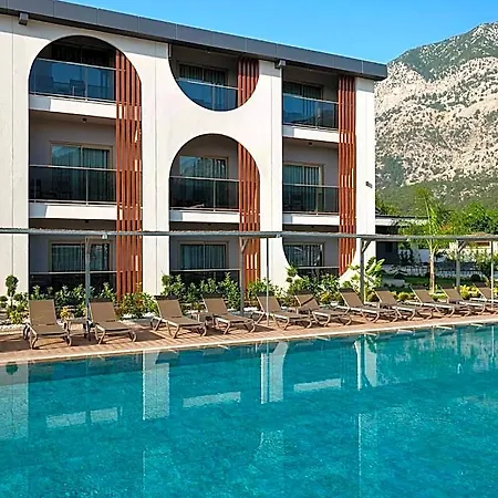 Monk Hotel 4*